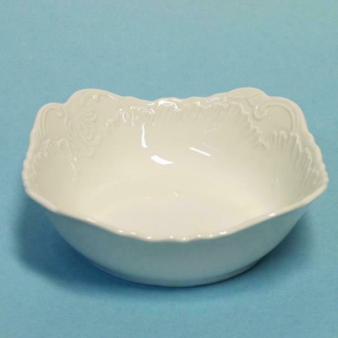 Salaterka kwadratowa 17 cm ROCOCO 0001 Biała Ćmielów Salaterka kwadratowa 17 cm ROCOCO 0001 Biała Ćmielów